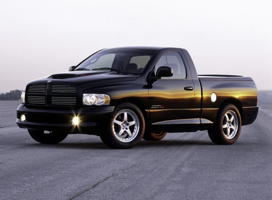  Dodge Ram SRT10 Concept 2002 года  (фото 5 из 8)